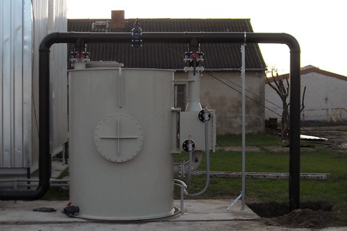 Retrofit active carbon filter on a biogas plant for obtaining the formaldehyde bonus